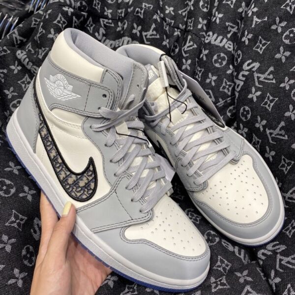 AAA+ Dior AJ1 High OG CN8607-002 Replica Sneakers - 1:1 Best Copy with In-Hand Photos