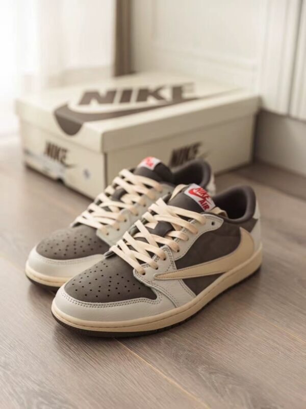 AAA+ Travis Scott x Air Jordan 1 Low Reverse Mocha DM7866-162 Replica Sneakers – 1:1 Best Copy with In-Hand Photos