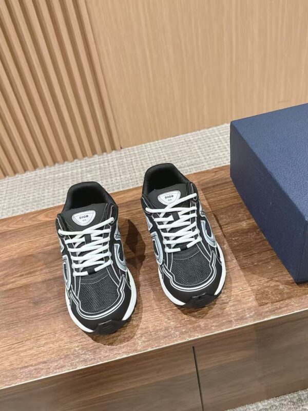 AAA+ Dior B30 Countdown Black Sneaker Replica Sneaker – 1:1 Best Copy with In-Hand Photos