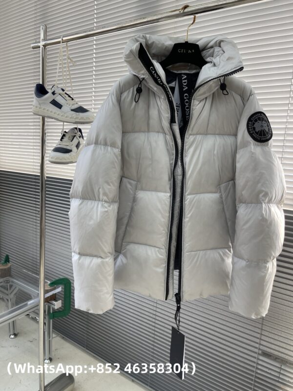 AAA+ CANADA GOOSE Crofton Puffer Black Label Replica Clothes – 1:1 Best Copy with In-Hand Photos