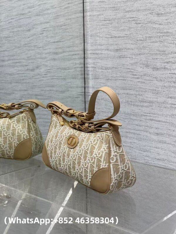 AAA+ Dior 30 Montaigne Wanderlust Mini Bag Dior Oblique Jacquard and Smooth Calfskin Replica | 1:1 Copy with In-Hand Pics
