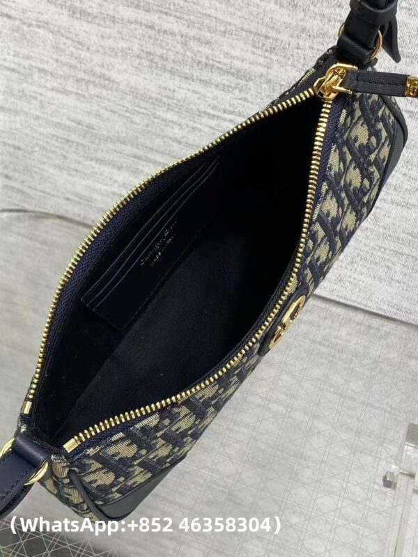 AAA+ Dior 30 Montaigne Wanderlust Mini Bag Bule Dior Oblique Jacquard and Smooth Calfskin Replica | 1:1 Copy with In-Hand Pics