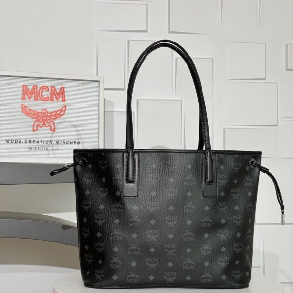 AAA+ MCM Reversible Liz Shopper in Visetos, Black Replica | 1:1 Copy with In-Hand Pics