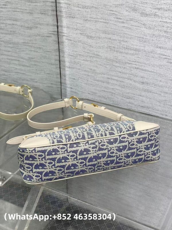 AAA+ Dior 30 Montaigne Wanderlust Mini Bag Dior Oblique Jacquard and Smooth Calfskin Replica | 1:1 Copy with In-Hand Pics