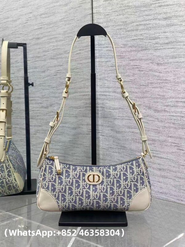 AAA+ Dior 30 Montaigne Wanderlust Mini Bag Dior Oblique Jacquard and Smooth Calfskin Replica | 1:1 Copy with In-Hand Pics