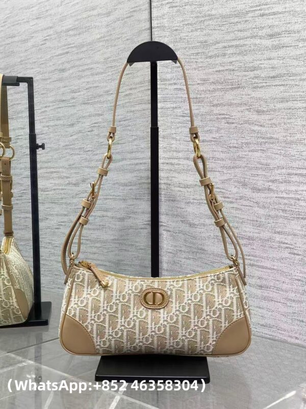 AAA+ Dior 30 Montaigne Wanderlust Mini Bag Dior Oblique Jacquard and Smooth Calfskin Replica | 1:1 Copy with In-Hand Pics