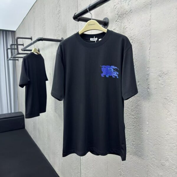 AAA+ Burberry 25 new equestrian knight logo printed high-end casual cotton short-sleeved T-shirt Replica | 1:1 Copy with In-Hand Pics
