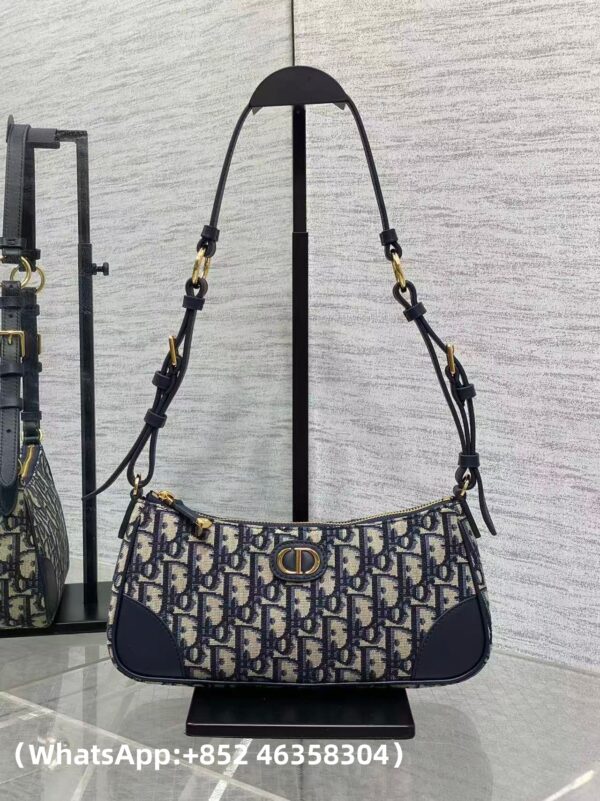 AAA+ Dior 30 Montaigne Wanderlust Mini Bag Bule Dior Oblique Jacquard and Smooth Calfskin Replica | 1:1 Copy with In-Hand Pics