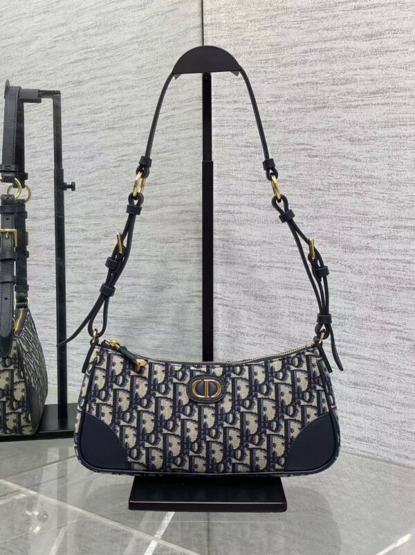 AAA+ Dior 30 Montaigne Wanderlust Mini Bag Bule Dior Oblique Jacquard and Smooth Calfskin Replica | 1:1 Copy with In-Hand Pics