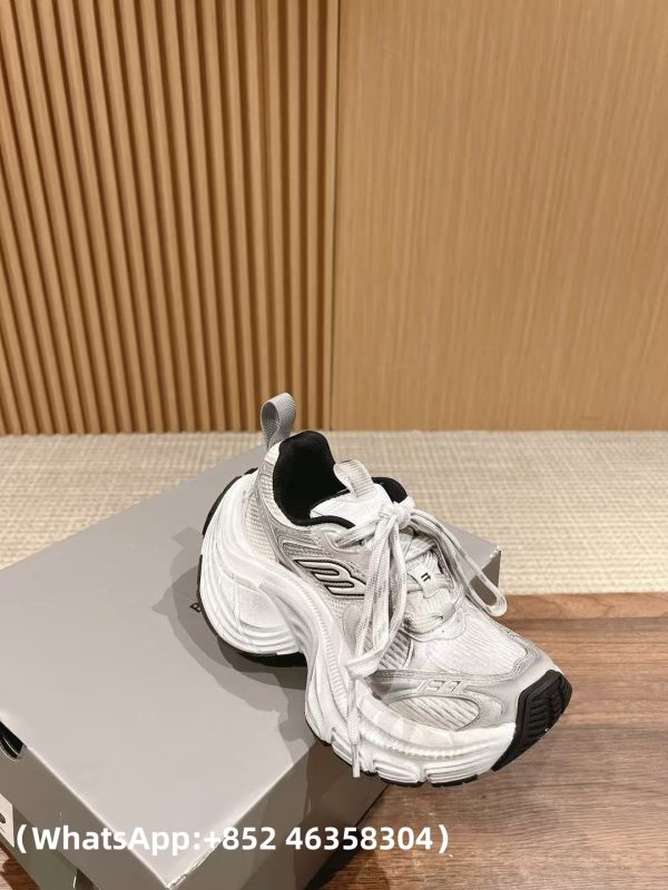 AAA+ Balenciaga 10 XL White and Black 784342 W2MV2 9110 Replica Sneakers – 1:1 Best Copy with In-Hand Photos