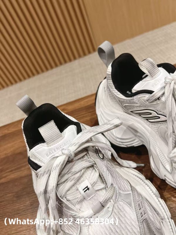 AAA+ Balenciaga 10 XL White and Black 784342 W2MV2 9110 Replica Sneakers – 1:1 Best Copy with In-Hand Photos