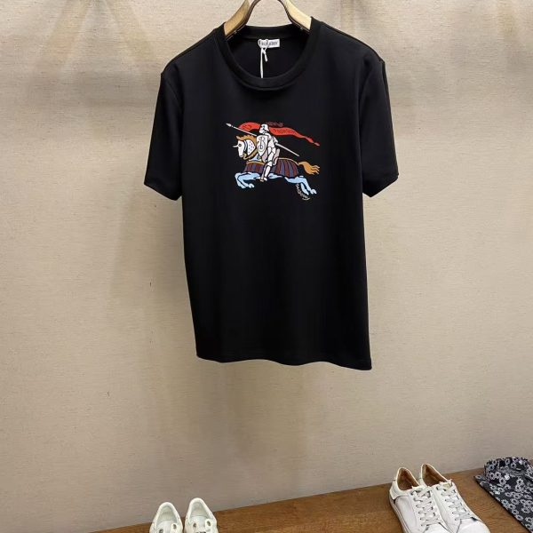 AAA+ Burberry 2025 new knight print short-sleeved T-shirt Replica | 1:1 Copy with In-Hand Pics