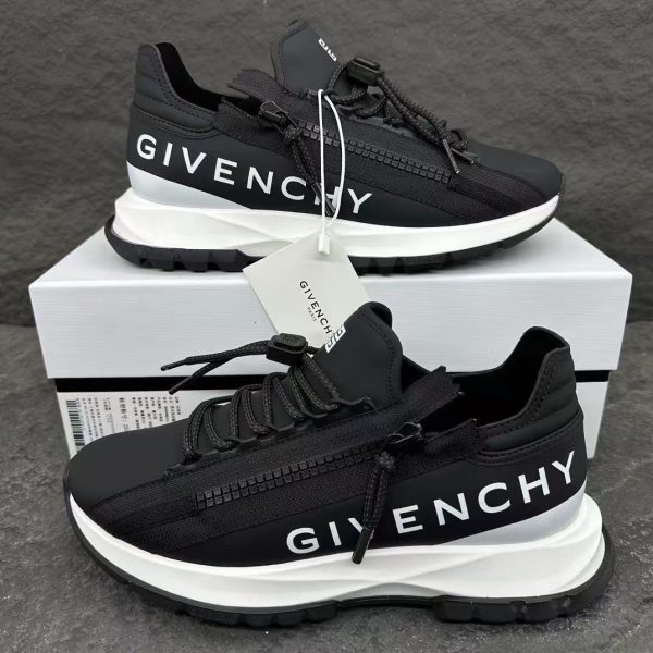 Replica Givenchy Spectre Zip Runners Leather Sneakers