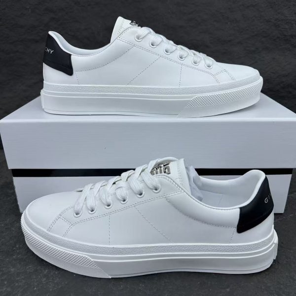 replica Givenchy Men's City Court Sneakers in White/Black