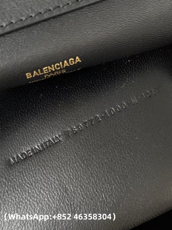 Balenciaga Natural Smooth Calfskin Medium Rodeo Top Handle Handbag Black Replica Bags