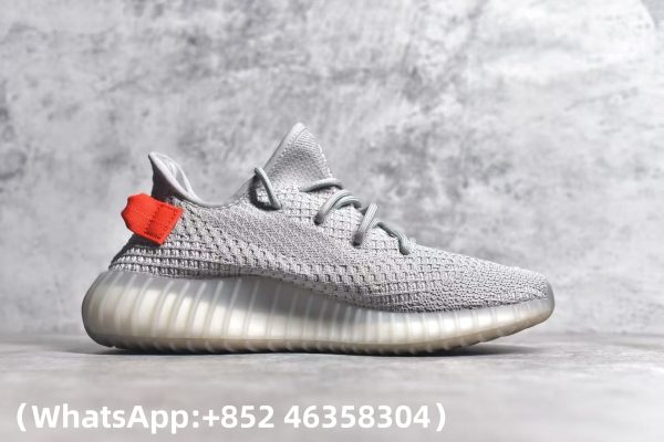 Adidas Yeezy Boost 350 V2 Tail Light Replica Sneakers