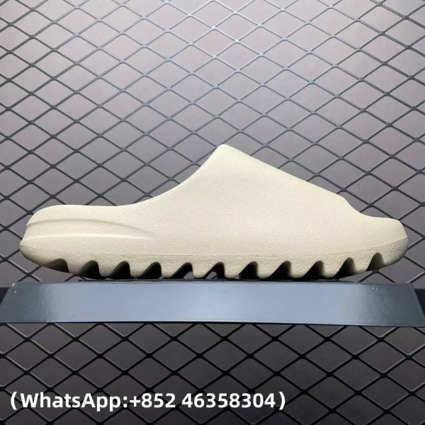 Adidas Yeezy Slide Bone Replica Sneakers