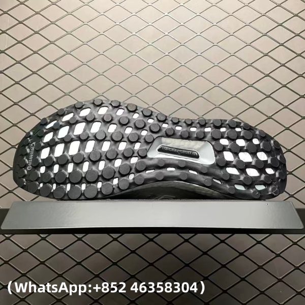 Adidas Ultra Boost Triple White Replica Sneakers