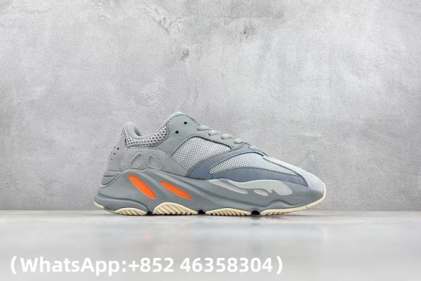 Adidas Yeezy Boost 700 V2 Replica Sneakers