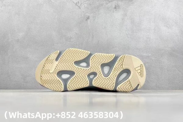 Adidas Yeezy Boost 700 V2 Replica Sneakers