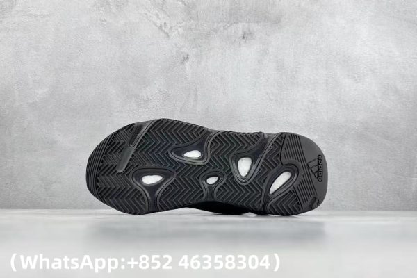 Adidas Yeezy Boost 700 V2 Vanta Replica Sneakers